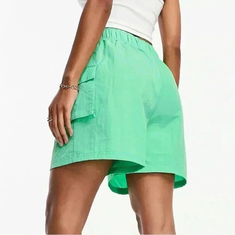 NWT Women’s Nike loose fit high‎ rise shorts size XS - Picture 3 of 6